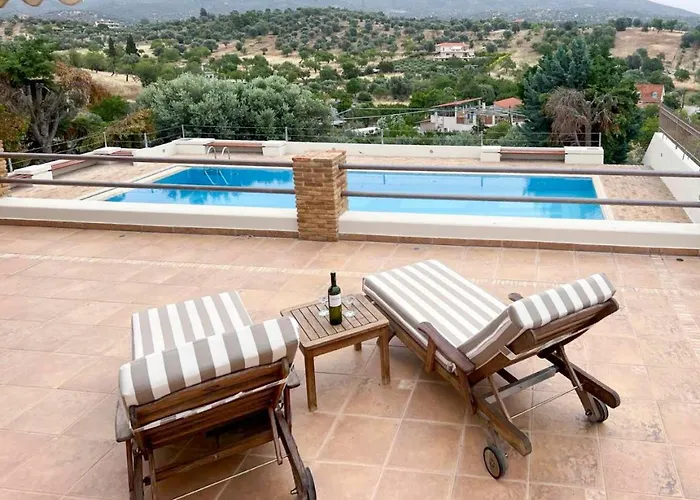 Cate Casa de Férias Amarynthos